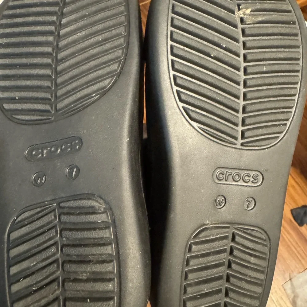 CROCS Black Slide Sandals - Women's Size 7 - Picture 4 of 5